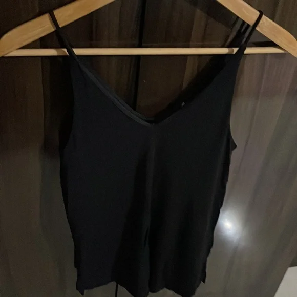 H&M cute spaghetti top with lining , black, Size XS - Picture 4 of 5